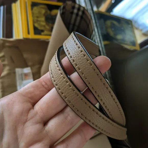 BURBERRY HAYMARKET REVERSIBLE TOTE BAG/mid Camel - Picture 4 of 7